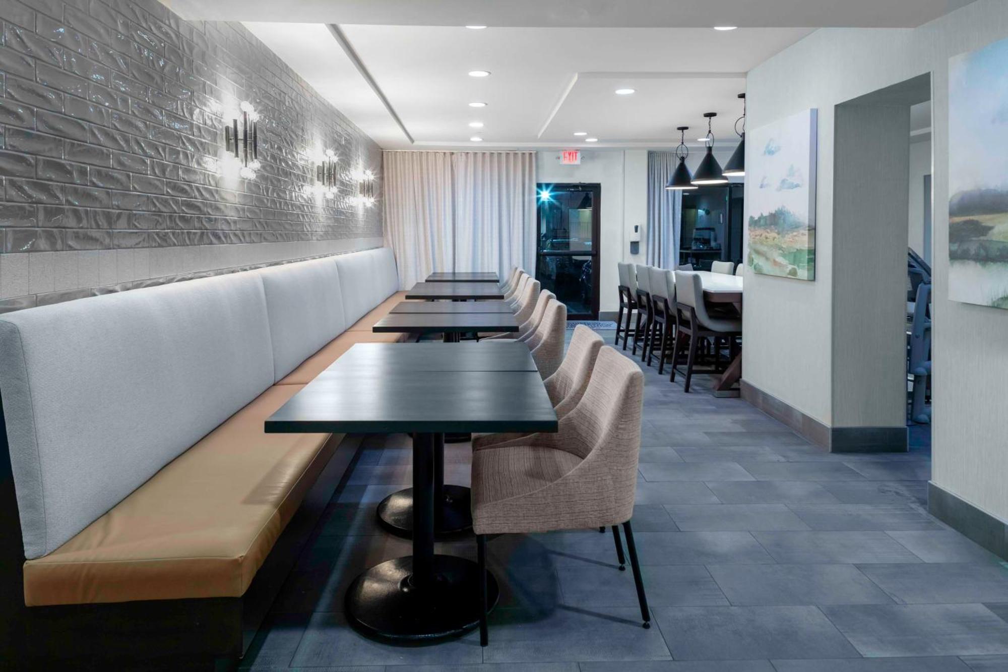 Hampton Inn Conyers Exteriör bild