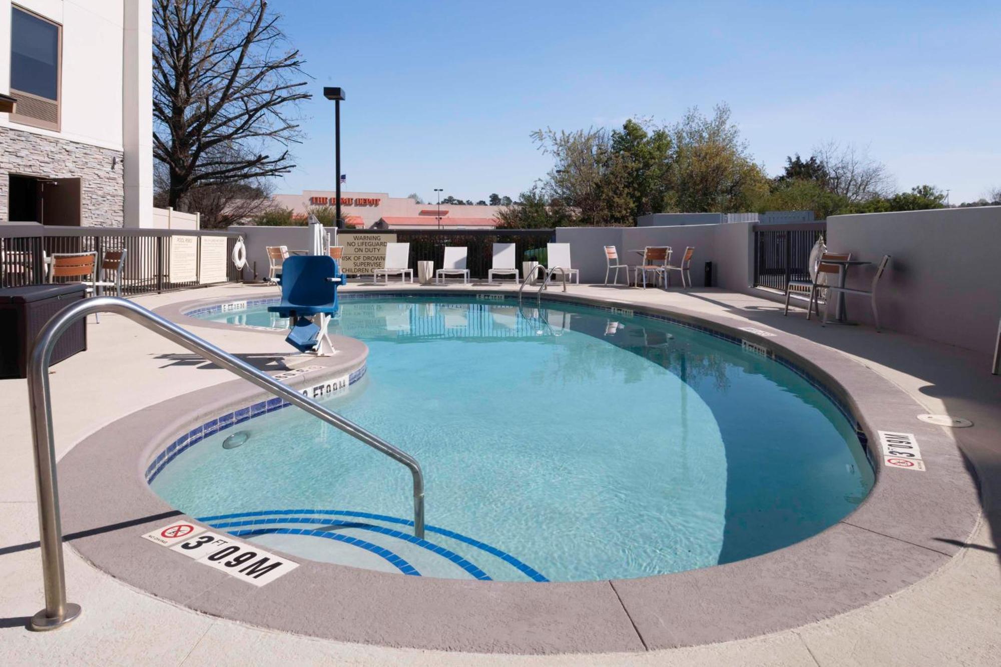 Hampton Inn Conyers Exteriör bild