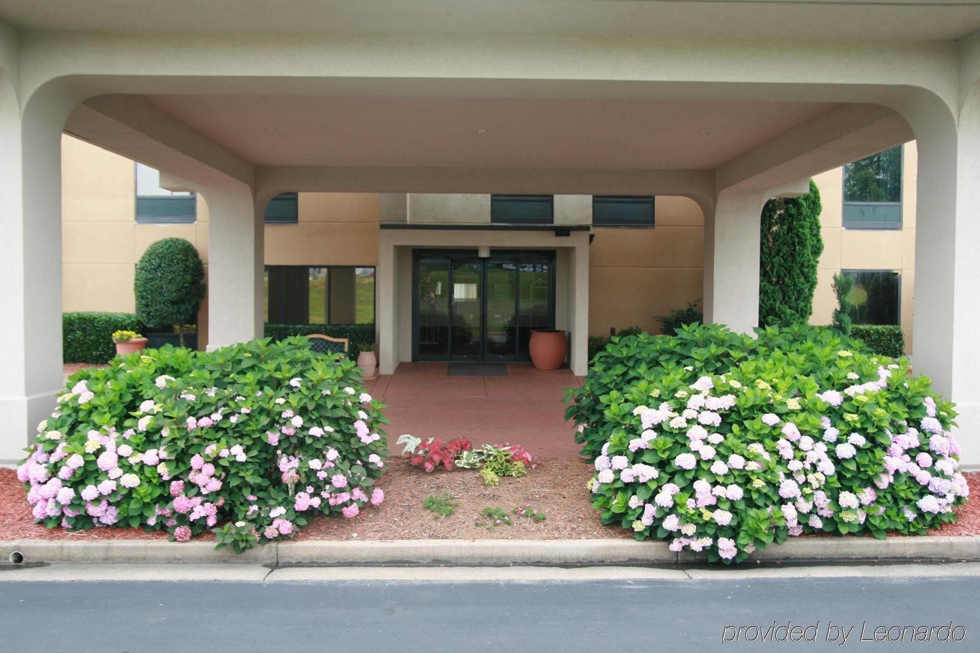 Hampton Inn Conyers Exteriör bild
